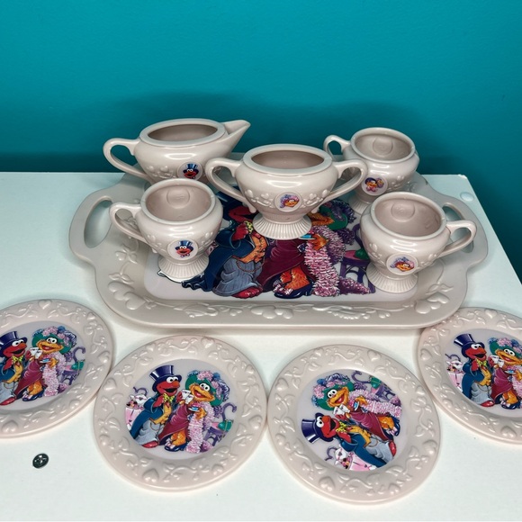 Vintage Sesame Street Toy Tea Set 10 Pieces Plates Cups Tray Zoe & Elmo Rare - Picture 2 of 6